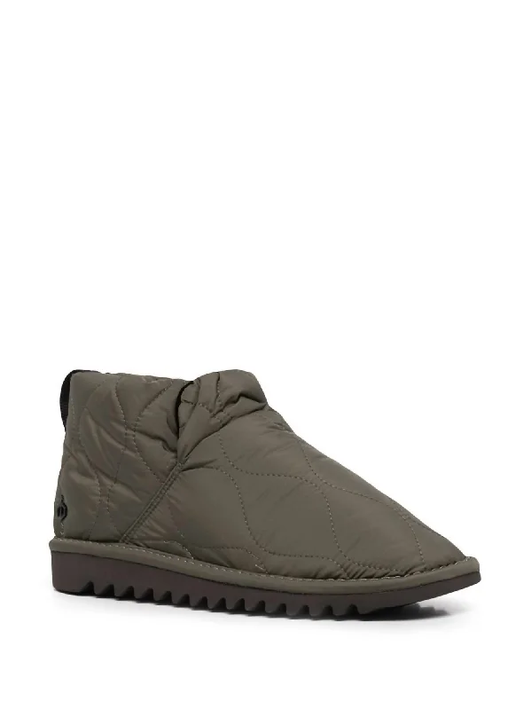 Eira Quilted Boots In Green