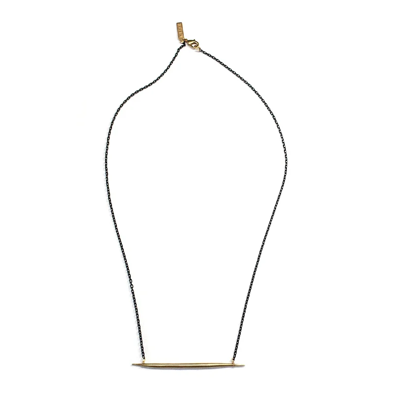 Petite Quill Lateral Necklace