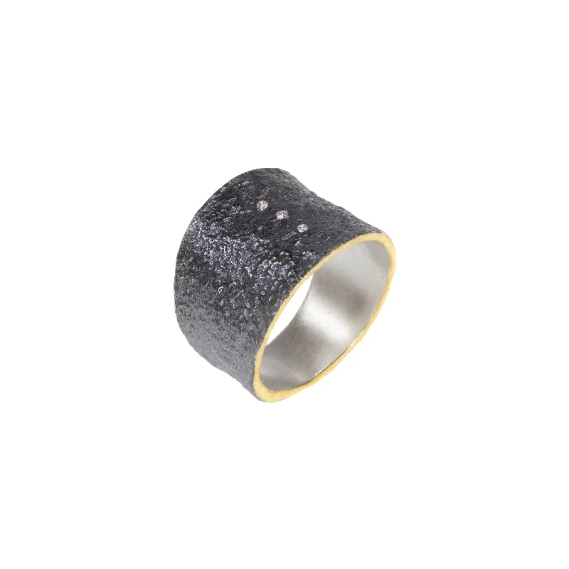 Apostolos Tapered Ring with Three Diamonds and 18k Gold Edges