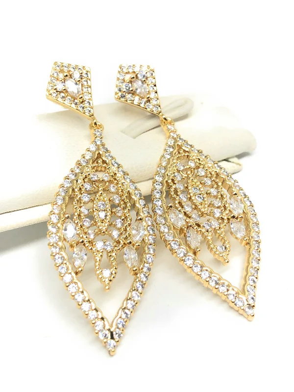 Gold Plated CZ Oval Chandelier Dangle Earrings Aretes