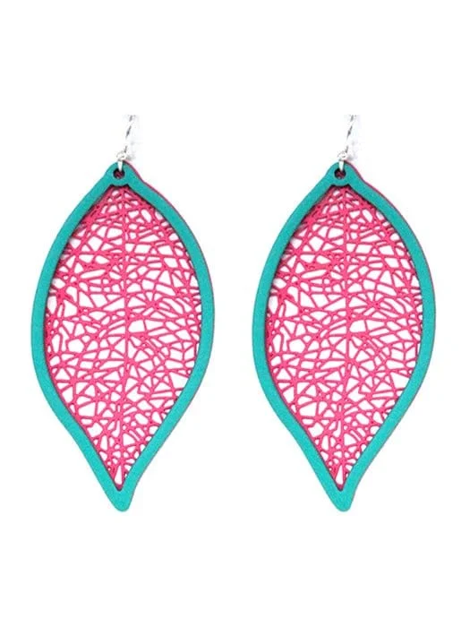 TE9573 Cut Out Leaf Earrings