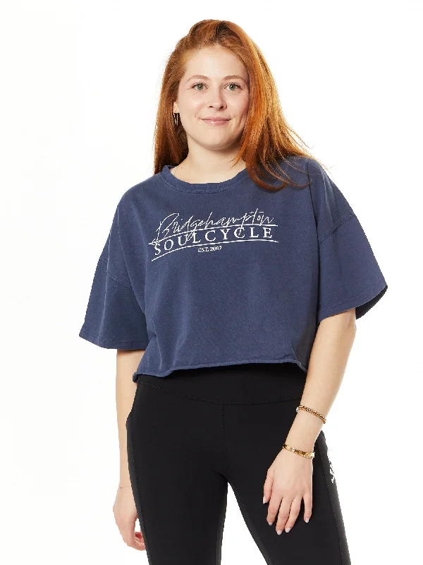 Emily Boyfriend Tee 'BARN' | Washed Ink Blue